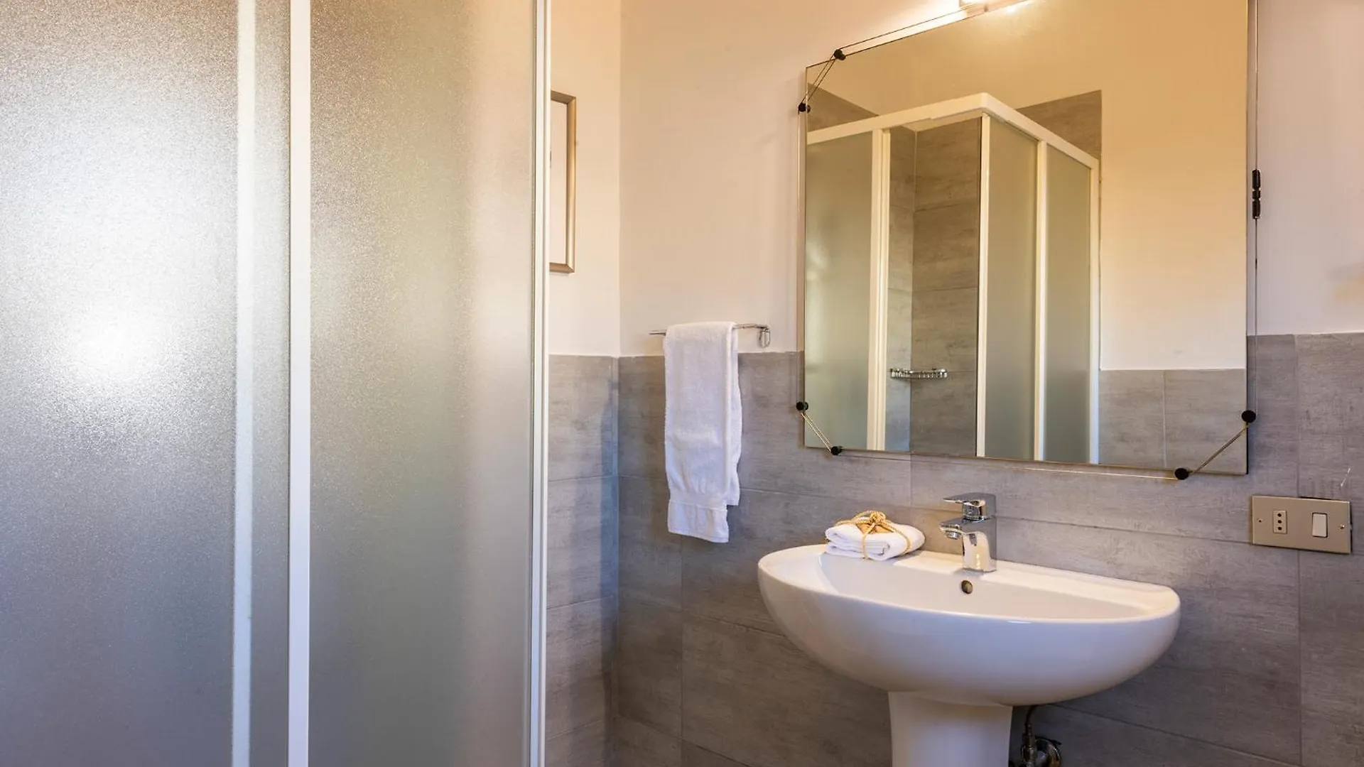 Apartments Florence San Niccolo View